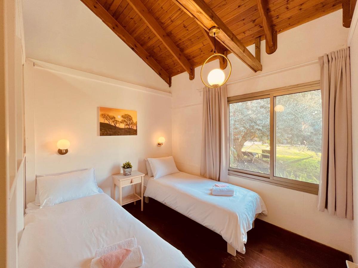 איתן בקתות עץ Eitan Wood Cabins Resort Sede Eli'ezer Exterior photo