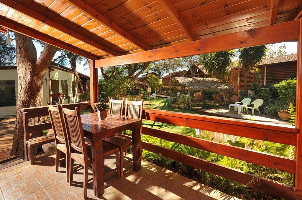 איתן בקתות עץ Eitan Wood Cabins Resort Sede Eli'ezer Exterior photo