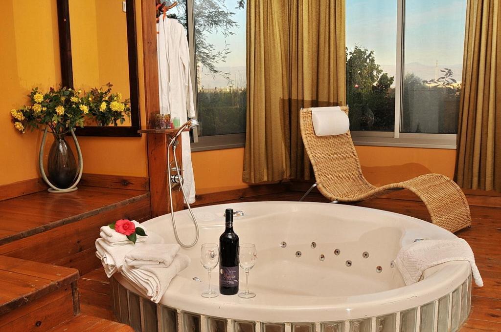איתן בקתות עץ Eitan Wood Cabins Resort Sede Eli'ezer Exterior photo